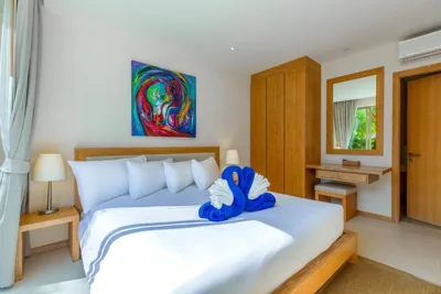 Sunny 3BR Villa with Private Pool at Bangtao Beach – 사진 8